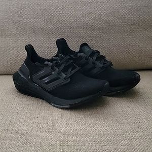 Adidas Ultra Boost 21